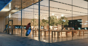Is Your Store’s Glass Creating Enough Curb Appeal? 4 Tips from Industry Experts